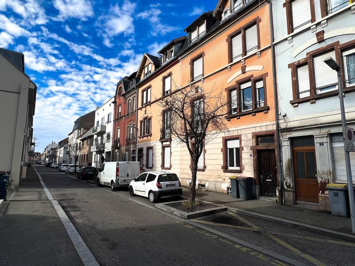 # Le 6 # Joli Petit Studio ! Centre Ville Au Calme Mulhouse Kültér fotó